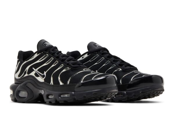 Wmns Nike Air Max Plus SE 'Black Chrome Silver' HJ9743-001 - Image 8