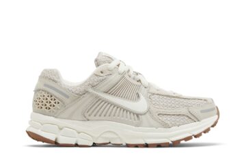 Wmns Nike Air Zoom Vomero 5 'Light Orewood Brown' FZ3780-101
