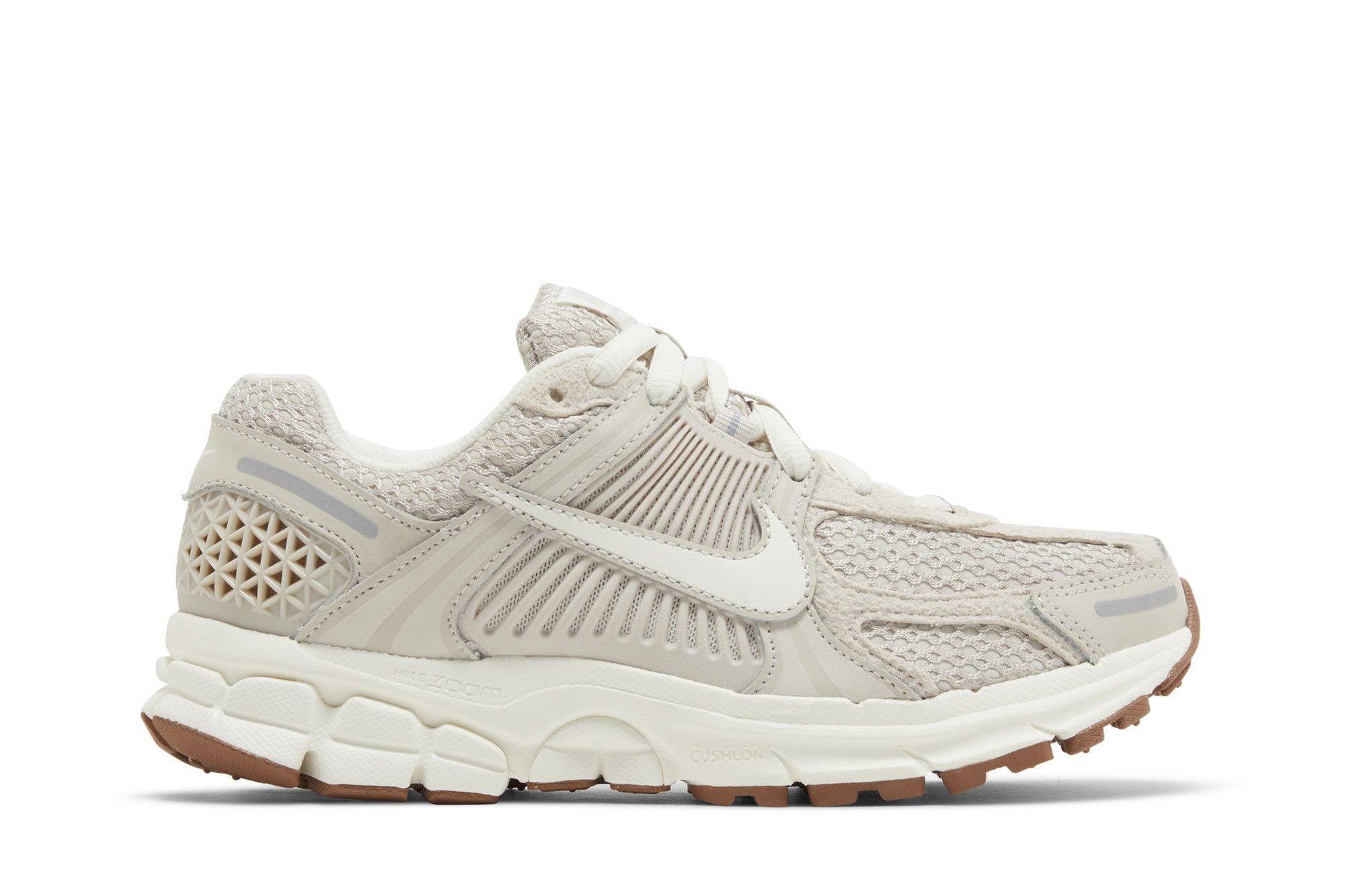 Wmns Nike Air Zoom Vomero 5 'Light Orewood Brown' FZ3780-101 1 Wmns Nike Air Zoom Vomero 5 'Light Orewood Brown' FZ3780-101