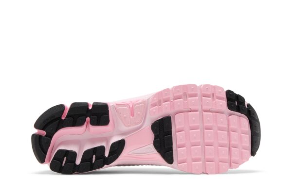 Wmns Nike Air Zoom Vomero 5 'Photon Dust Pink Foam'  HF1877-001 - Image 4