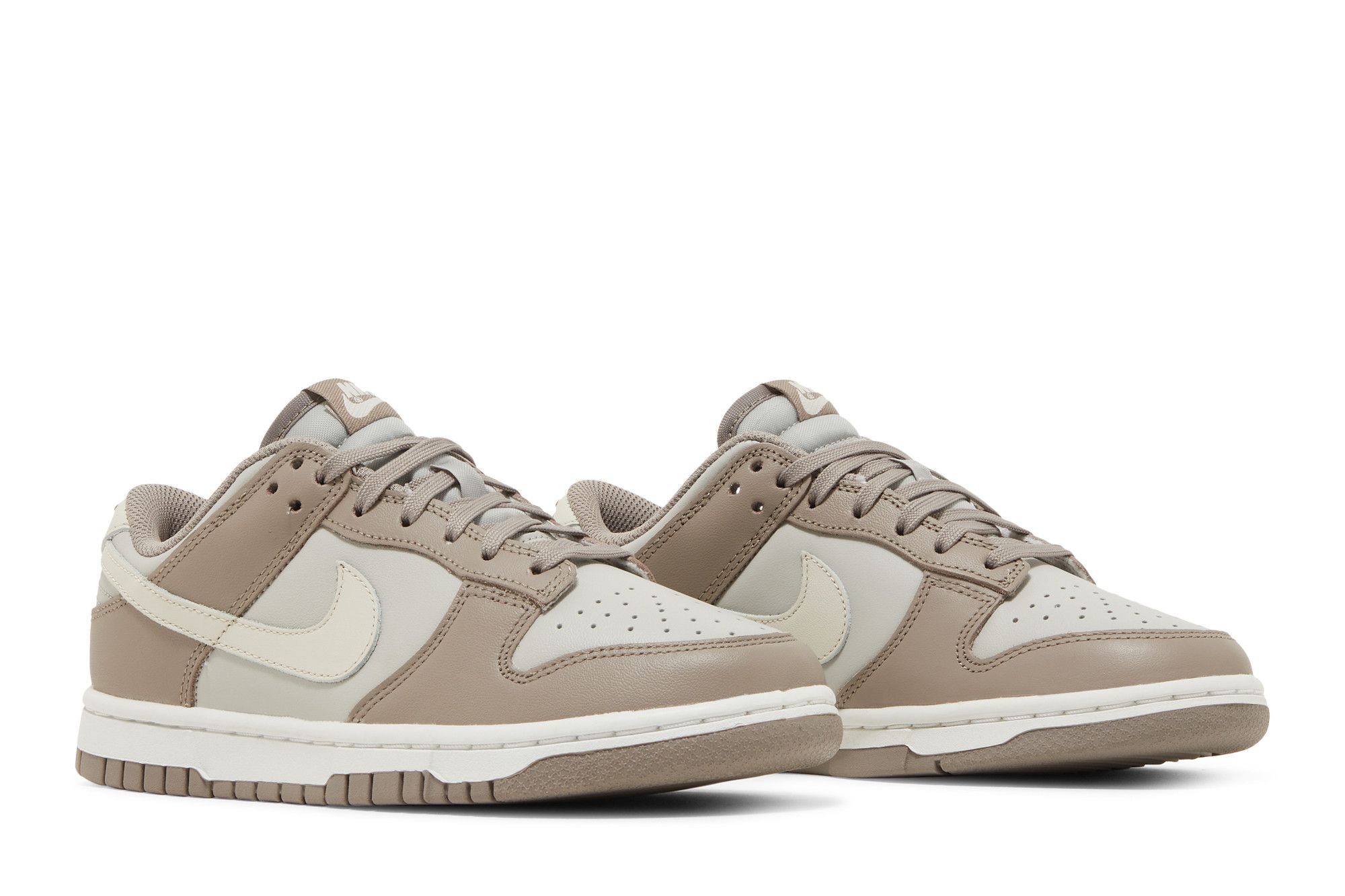 Wmns Nike Dunk Low 'Moon Fossil' FD0792-001 8 Wmns Nike Dunk Low 'Moon Fossil' FD0792-001 - Image 8