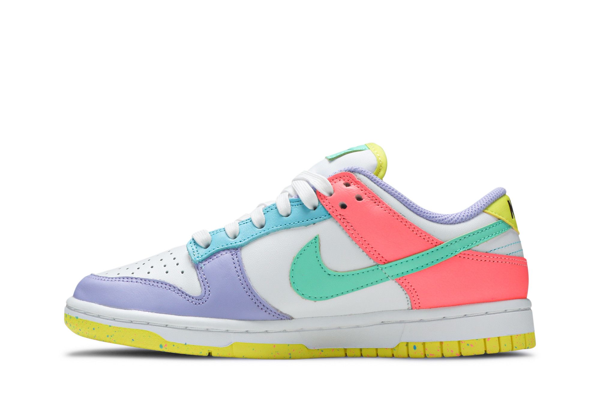 Wmns Nike Dunk Low SE 'Candy' DD1872-100 3 Wmns Nike Dunk Low SE 'Candy' DD1872-100 - Image 3