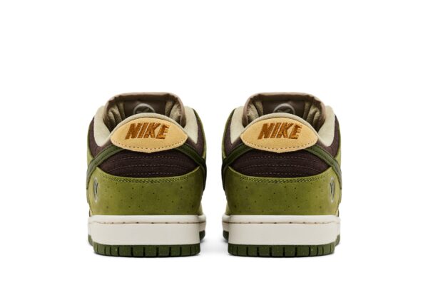Yuto Horigome  x Nike Dunk Low SB 'Matcha' HF8022-300 - Image 6